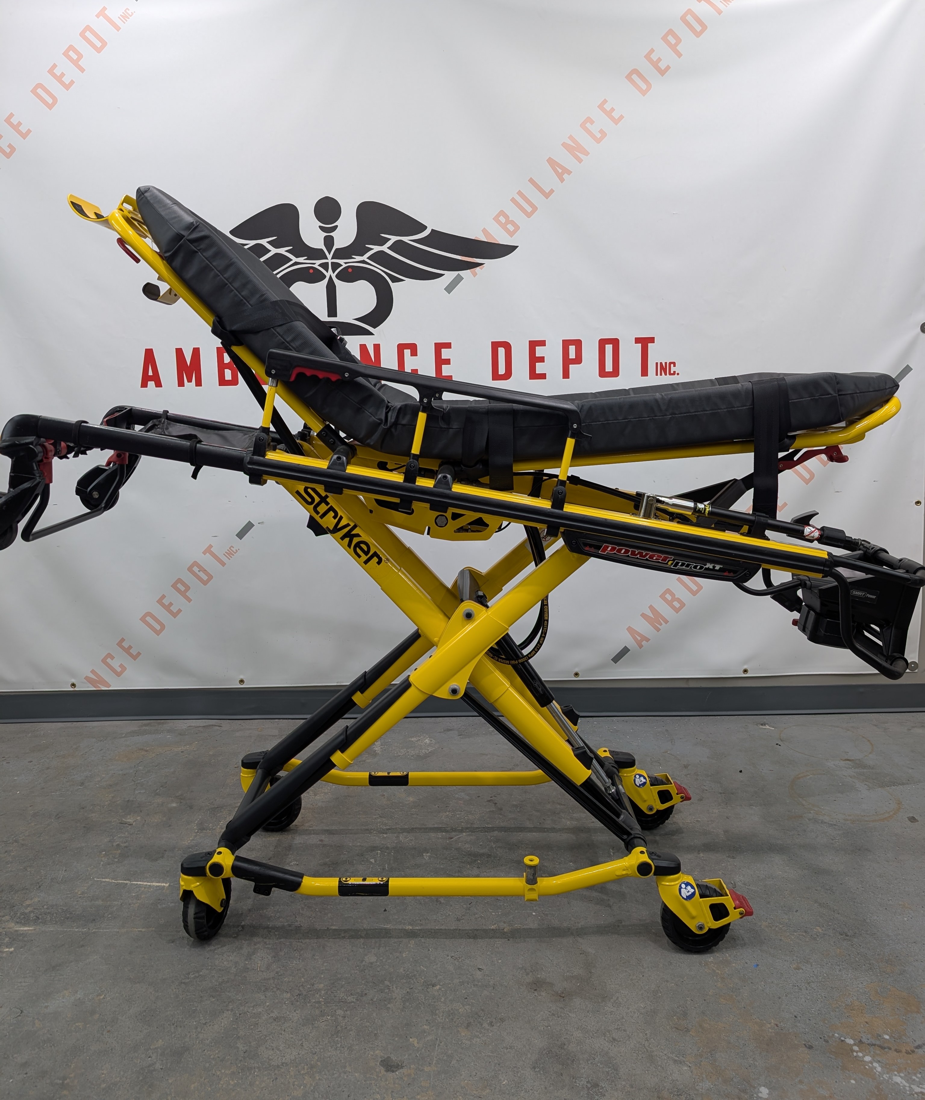 stryker power pro xt 6500 ems stretcher emergency transport