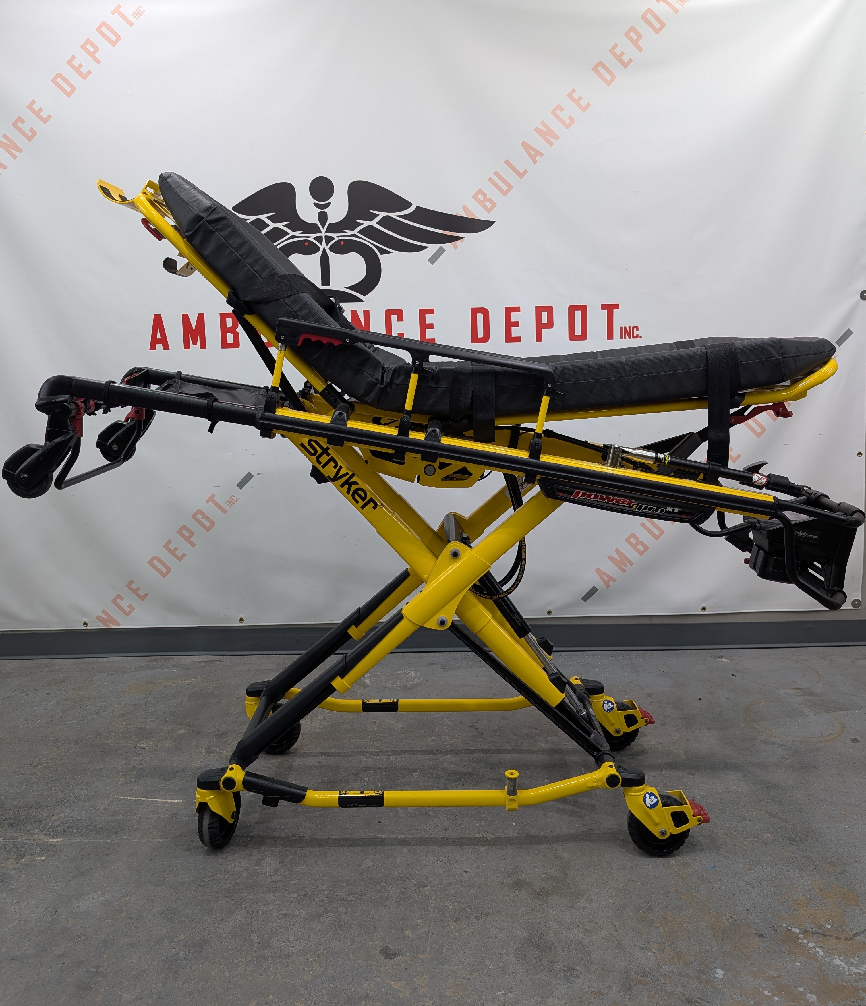 stryker power pro xt 6500 ems stretcher emergency transport